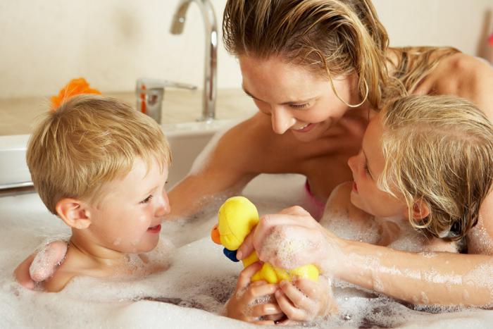A child-friendly bathroom - what should be kept in mind?